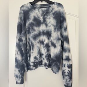 Hollister Blue and White Tie-Dye Top